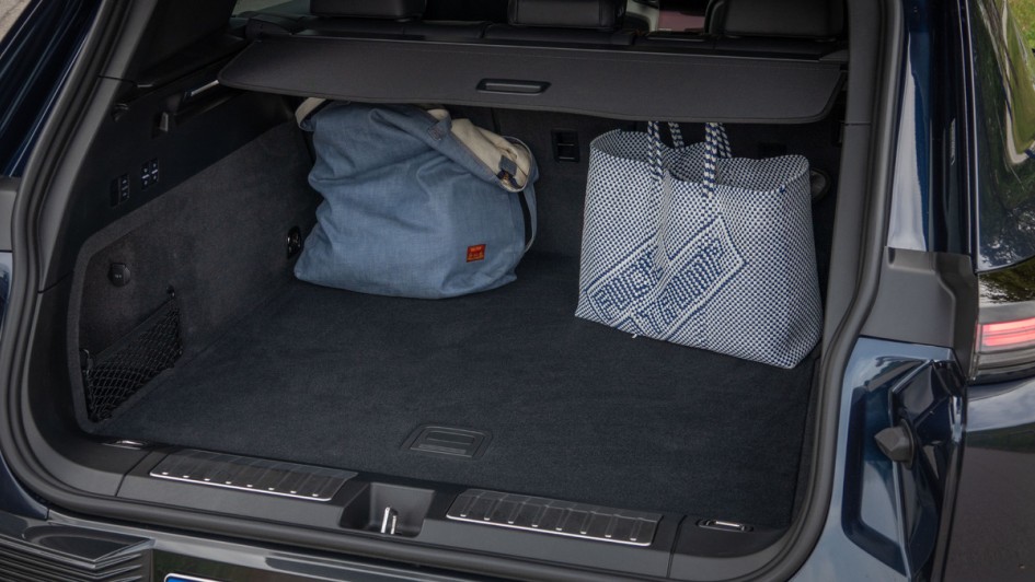 Kofferraum im Porsche Cayenne Electric 