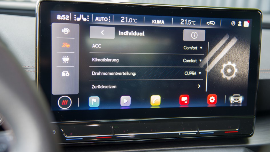 Cupra Formentor VZ5 Foto vom Infodisplay