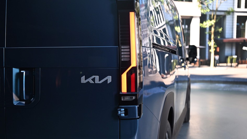 Kia PV7