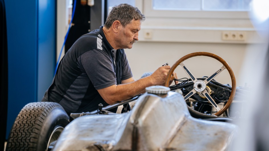Mercedes Benz Heritage Classic Fellbach Werkstatt