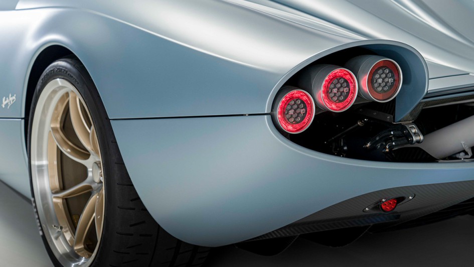 Pagani Huayra Codalunga _runde_Rückleuchten