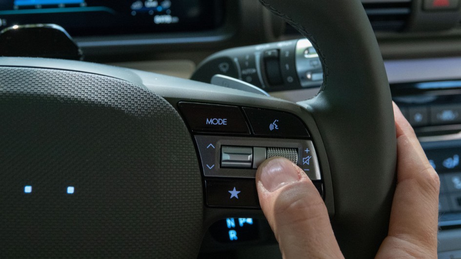 Deaktivierungstaste des Tempowarners im Hyundai Inster 