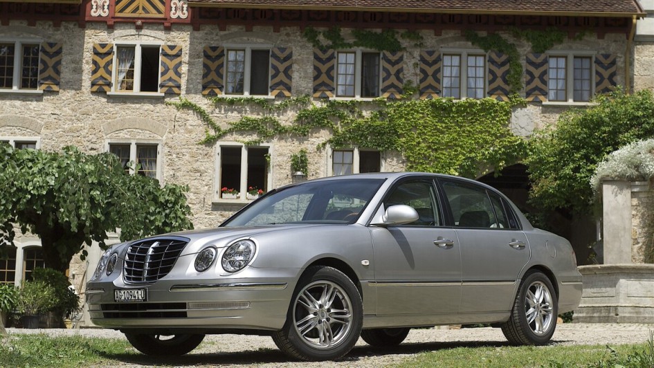 Am deutschen Kundengeschmack vorbei gefahren – Der große Kia Opirus wirkte wie eine bizarre Kopie der Mercedes E-Klasse.