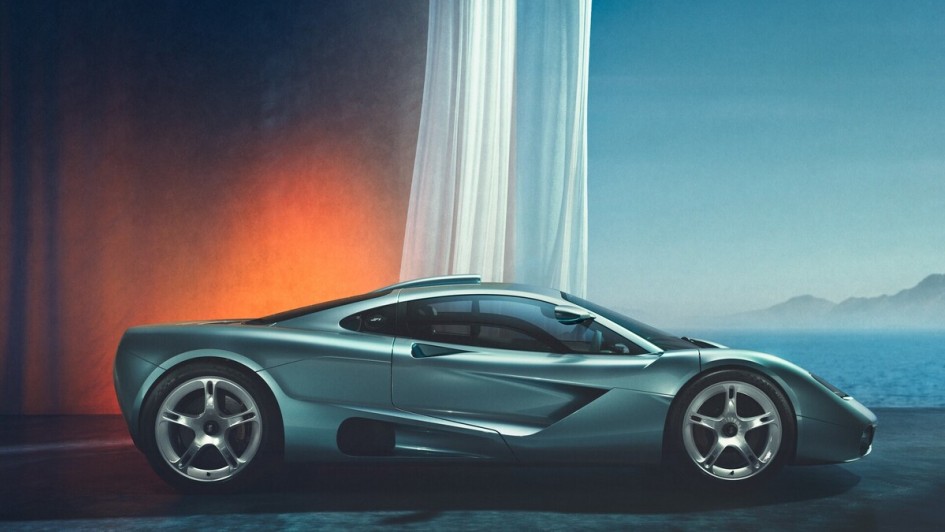 Der extrem leichte Flachbau soll auch als Reiseauto einsetzbar sein