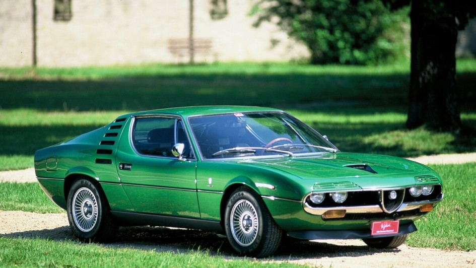 Futuristische Architektur – Marcello Gandini entwarf den Alfa Montreal 1967 für die Weltausstellung in Montreal, in Serie ging der V8-Bolide erst 1970