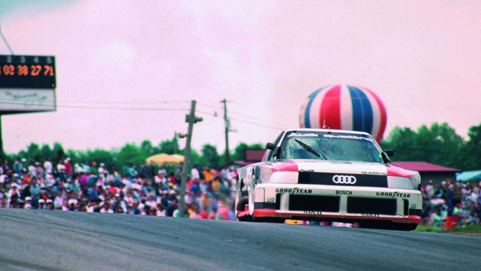 Der über 700 PS starke und gut zwei Meter breite Audi 90 quattro IMSA GTO glänzte 1989 in den USA und ist ein Kultauto in Konsolenspielen