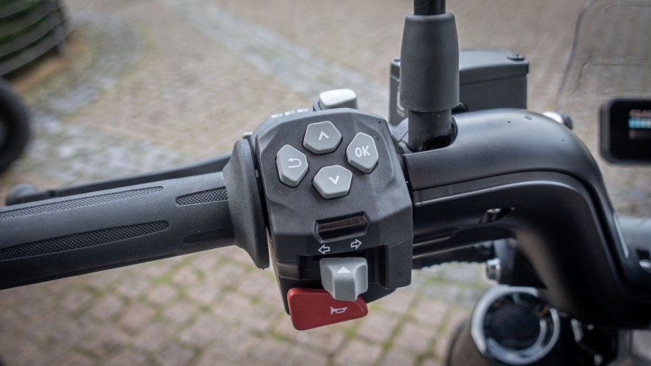 BMW CE 02 lenkerbedieneung links