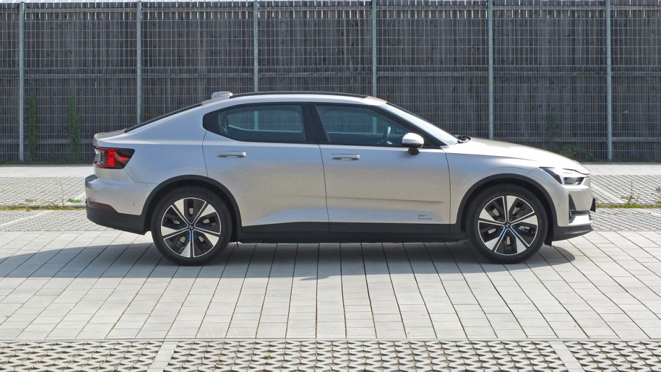 Seitenansicht des Polestar 2 Facelift-Modells