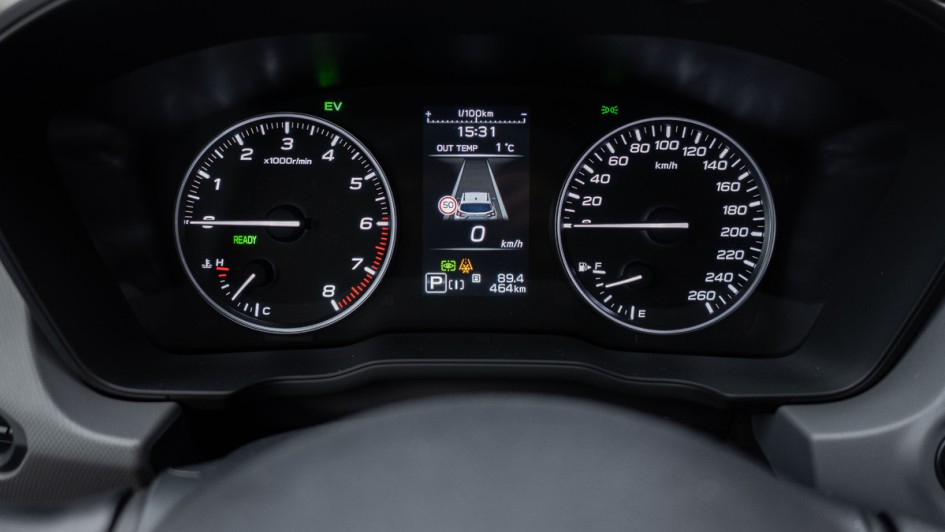 Analogtacho im Subaru Crosstrek 2024