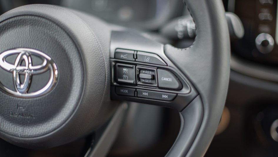 Toyota Aygo X Lenkradfernbedienung