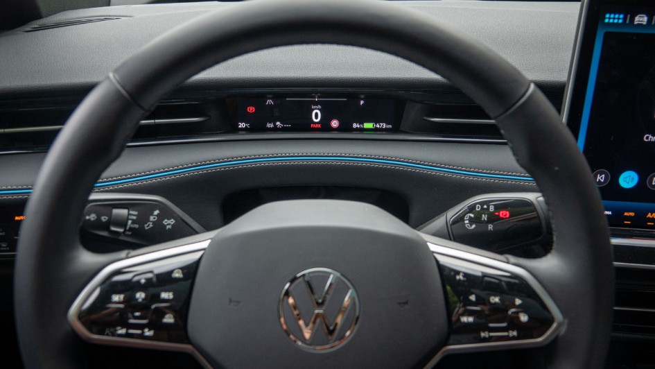 VW ID.7 Pro Foto vom Kombiinstrument und Lenkrad im Detail
