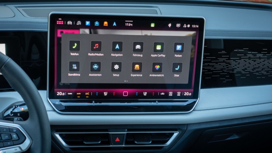 Foto des Infotainmentssystems im Tiguan 2024