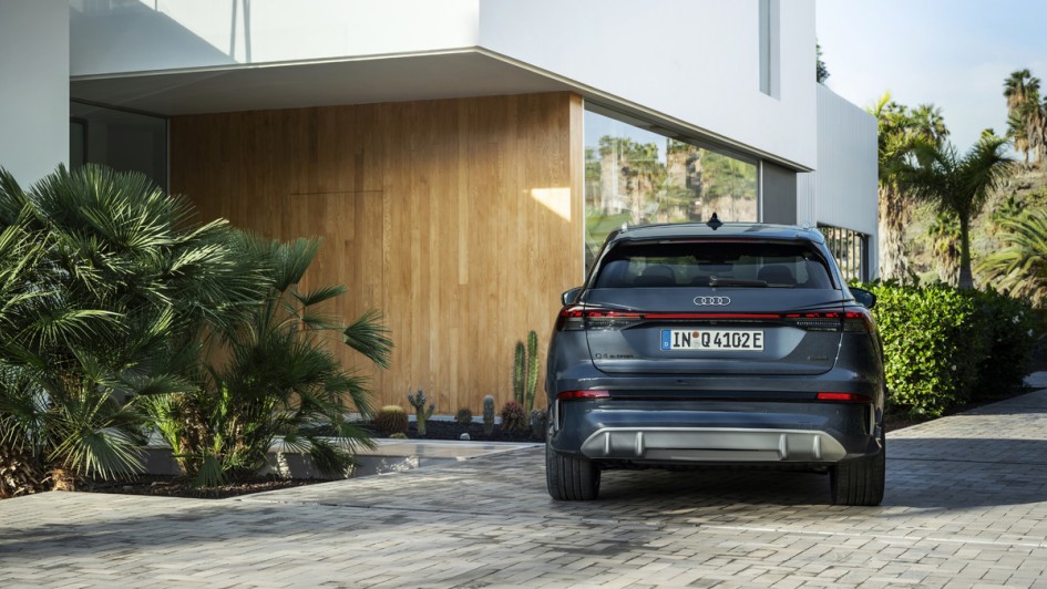 Audi Q4 e-tron SUV BEV
