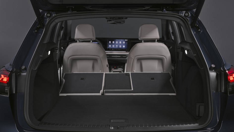 Audi Q4 e-tron SUV BEV