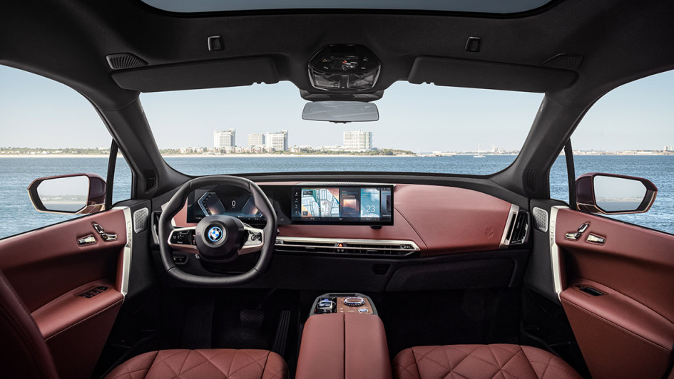 BMW iX (2021)