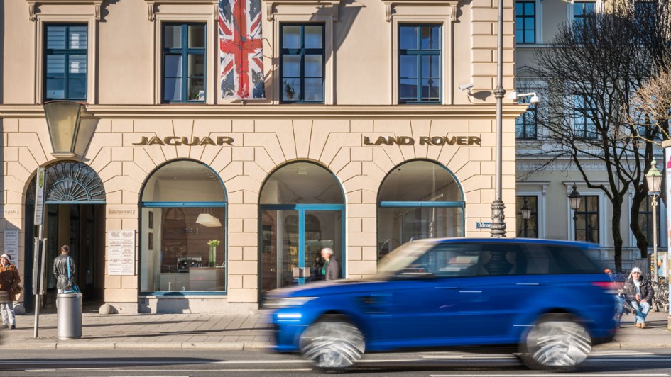 Jaguar Land Rover Markenboutique in München