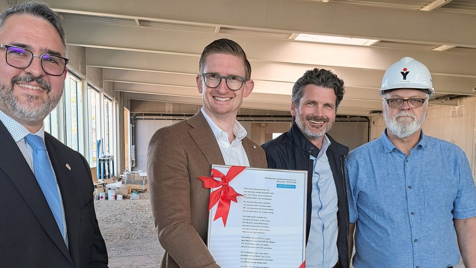 Kestenholz Gruppe: Mercedes-Benz Autowelt in Neustadt - Richtfest und Visualisierung