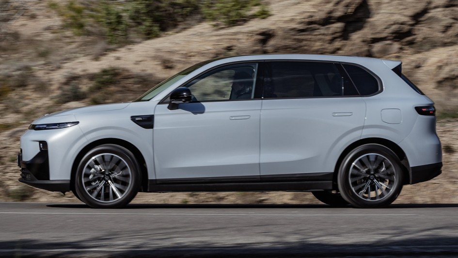 Leapmotor B10 Hybrid EV