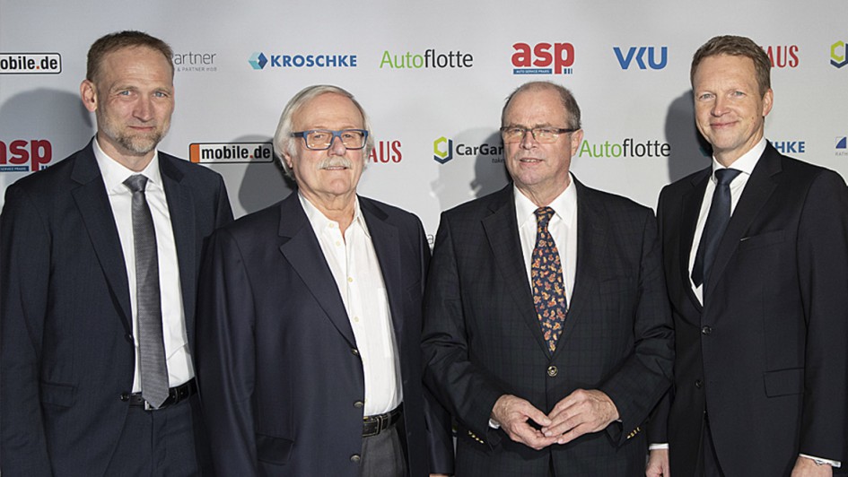 NJE_Bauer_Muth_HB_Kaufmann