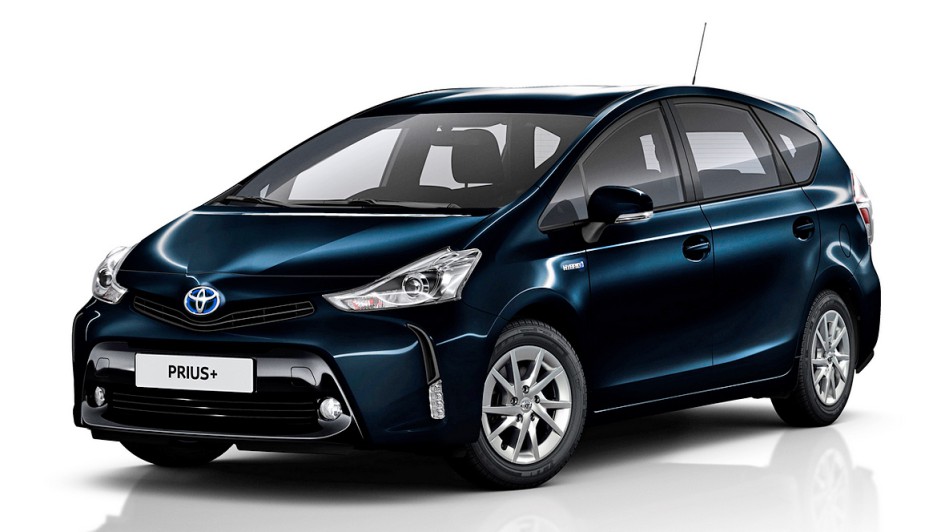 Toyota-Prius-Plus-2017