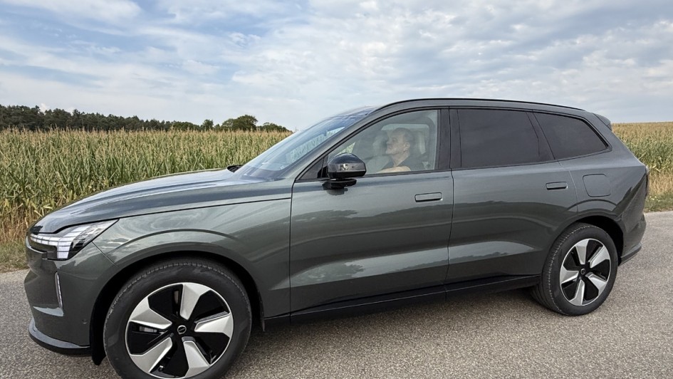 Volvo EX90