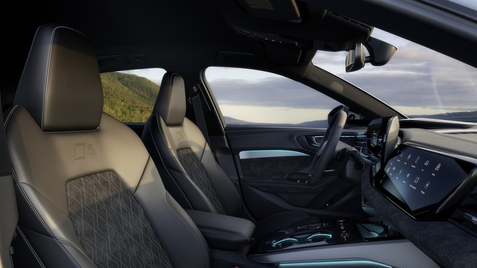 Audi A5 Avant e-hybrid quattro