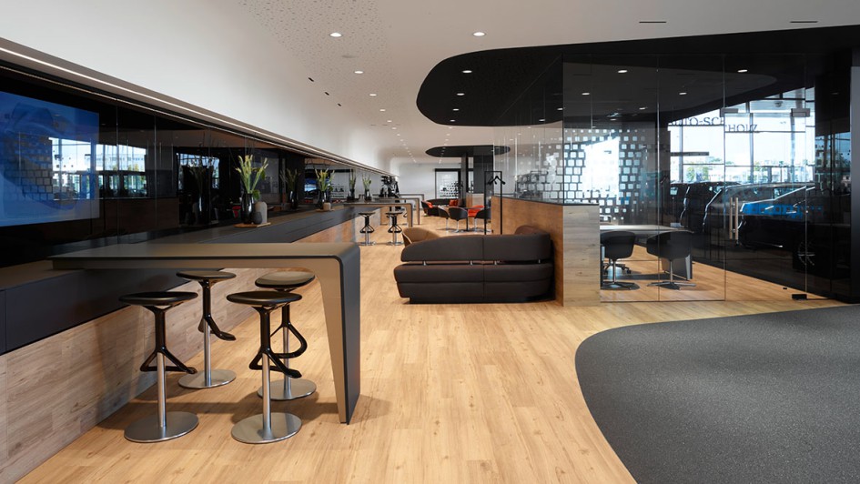 Auto-Scholz Bamberg; Autohaus; Mercedes-Benz; Mercedes Autohaus; MAR2020; Mercedes-Showroom; Mercedes-Logo; Mercedes-Stern; Mercedes-Handel; Showroom