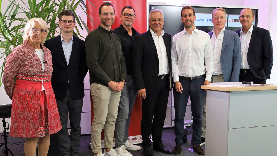 2. AUTOHAUS Symposium Gruppenbild