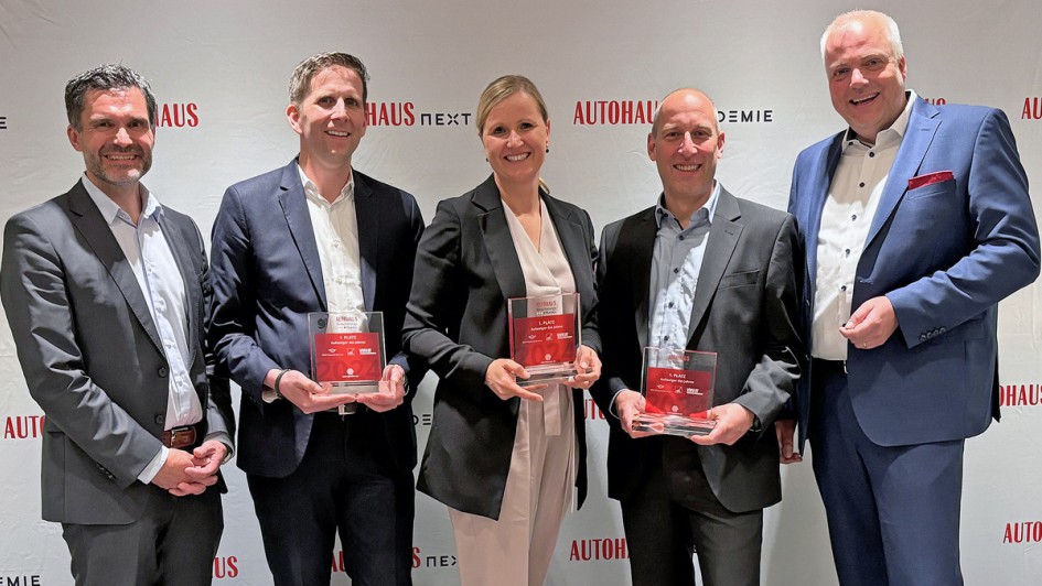 AUTOHAUS VersicherungsMonitor 2024