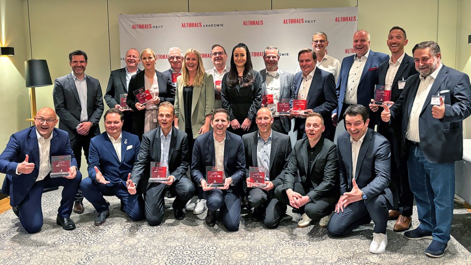 AUTOHAUS VersicherungsMonitor 2024