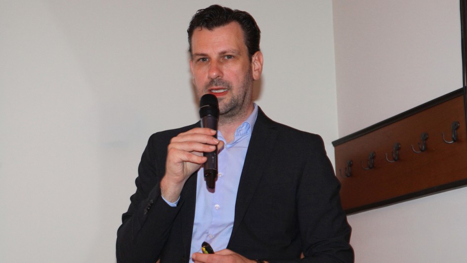 AUTOHAUS VersicherungsMonitor 2025