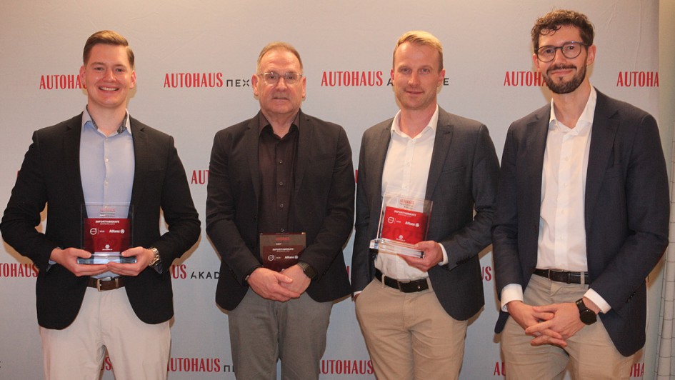 AUTOHAUS VersicherungsMonitor 2025