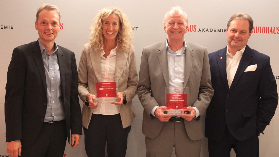 AUTOHAUS VersicherungsMonitor 2025