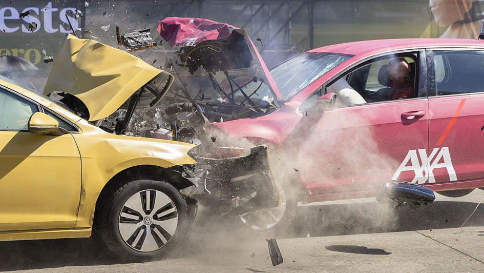 AXA Crashtest E-Autos