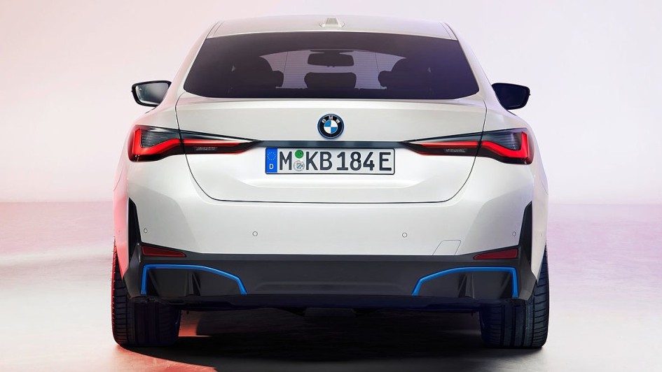 BMW i4 (2022)