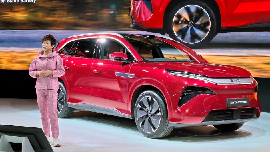 BYD-Atto-8-Paris-3