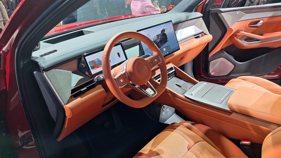 BYD-Atto-8-Paris-4