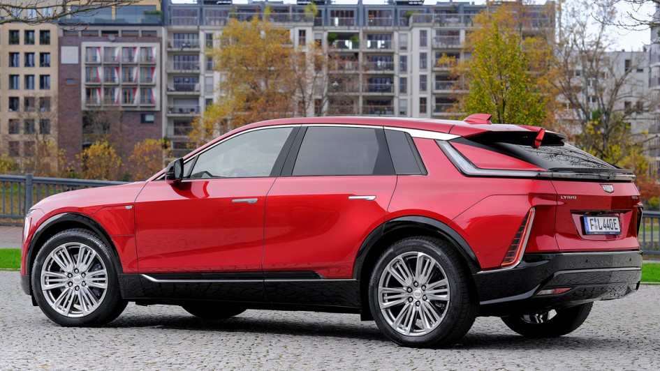 Cadillac Lyriq (2024)