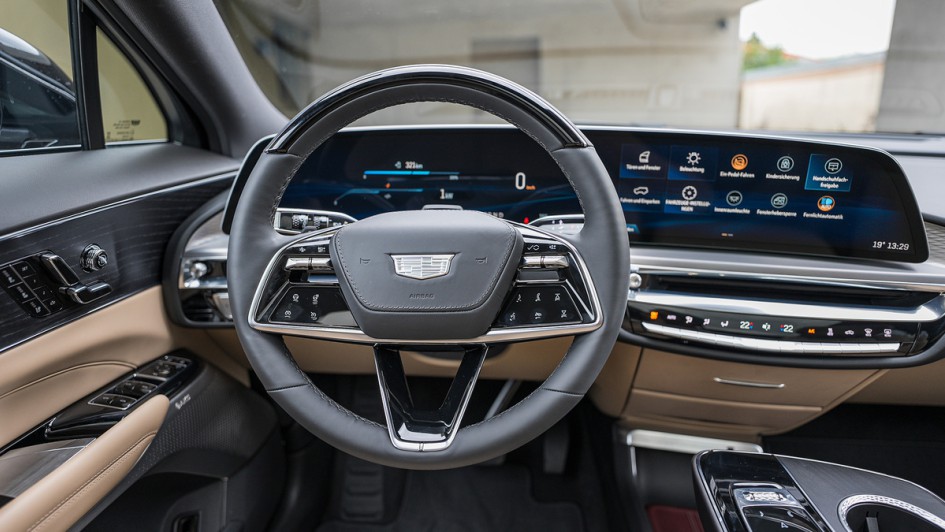 Cadillac Lyriq (2024)