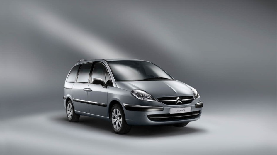 Citroen C8                        
