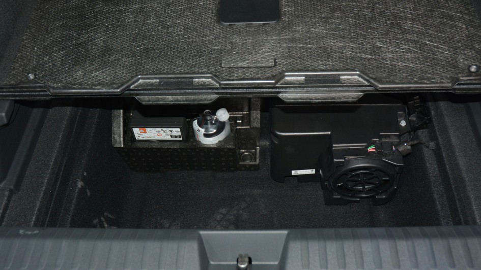 Cupra Raval, Elektroauto, Kleinwagen, Heckklappe, Laderaumboden