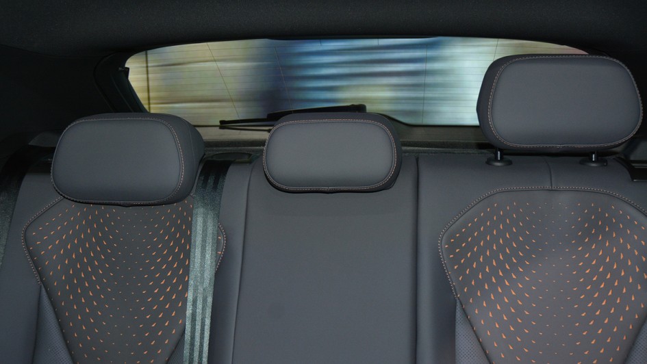 Cupra Raval, Elektroauto, Kleinwagen, Kopfstützen, Rücksitzbank