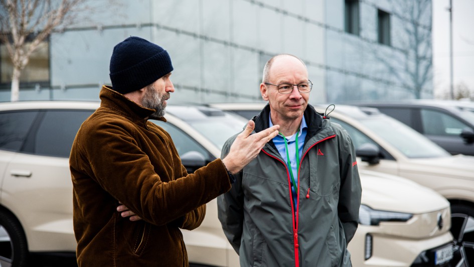 Fachsimpeln an den Autos gehört dazu