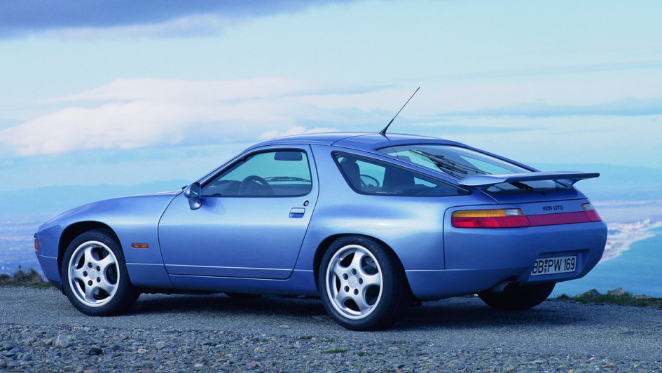 Porsche 928