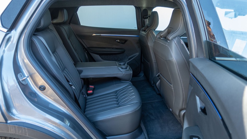 Mitsubishi Eclipse Cross Test (2025)