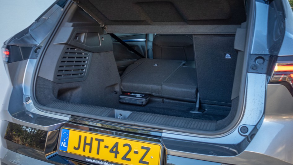 Mitsubishi Eclipse Cross Test (2025)