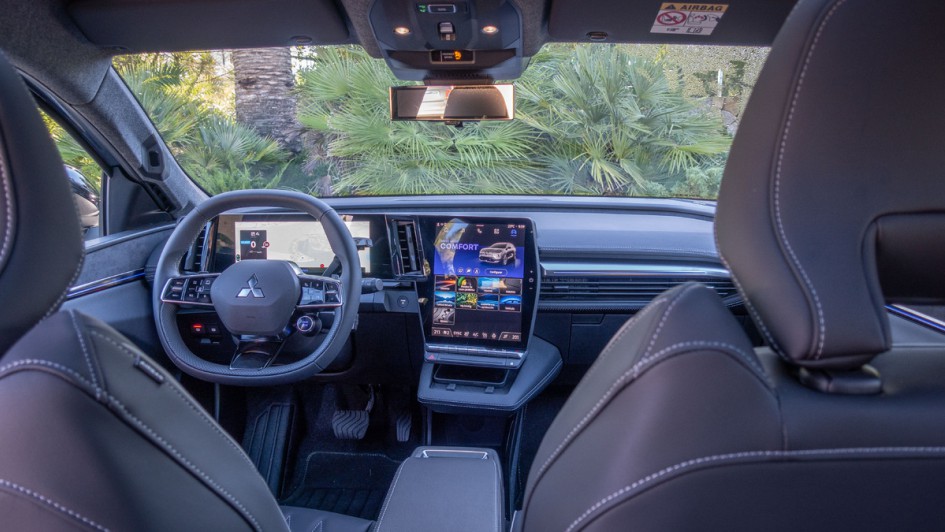 Mitsubishi Eclipse Cross Test (2025)