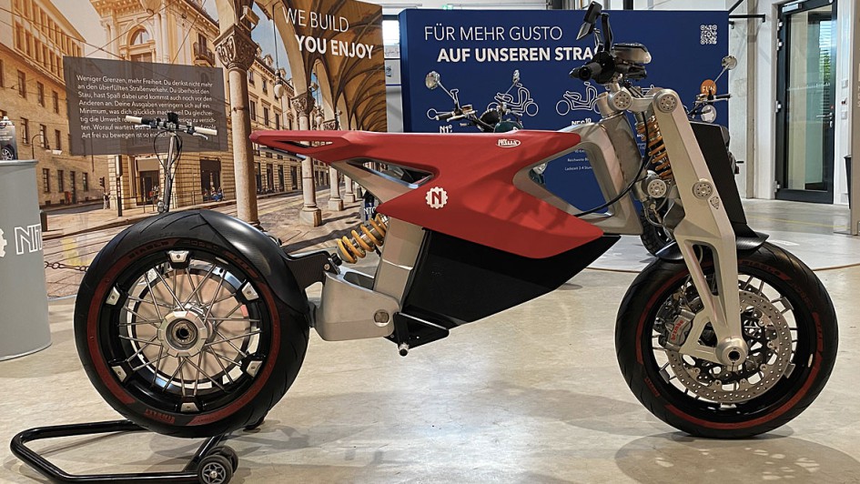 ElectricBrands Nito Roller