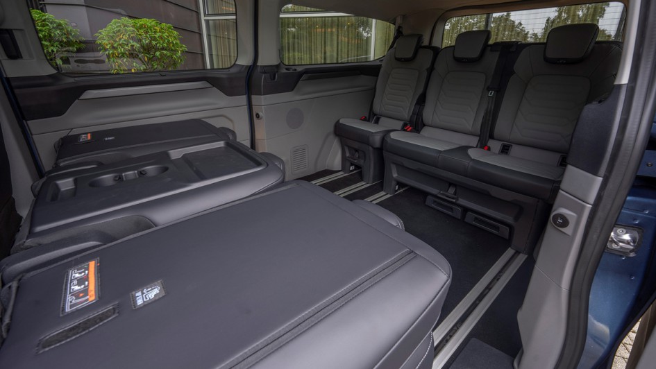 Ford Tourneo Custom (2024)