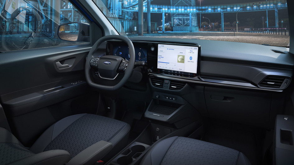 Ford Transit Courier (2024)